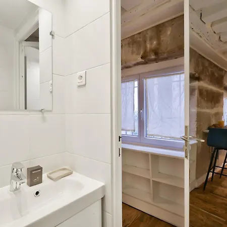 Modern Parisian Retreat Cozy T2 In 02 *