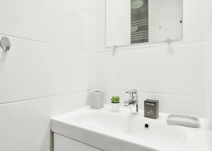 Appartement Modern Parisian Retreat Cozy T2 In 02